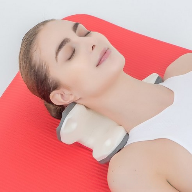 وسادة رقبة من رغوة EVA مصبوبة  - مراجعة Neck Traction Pillow وسعره